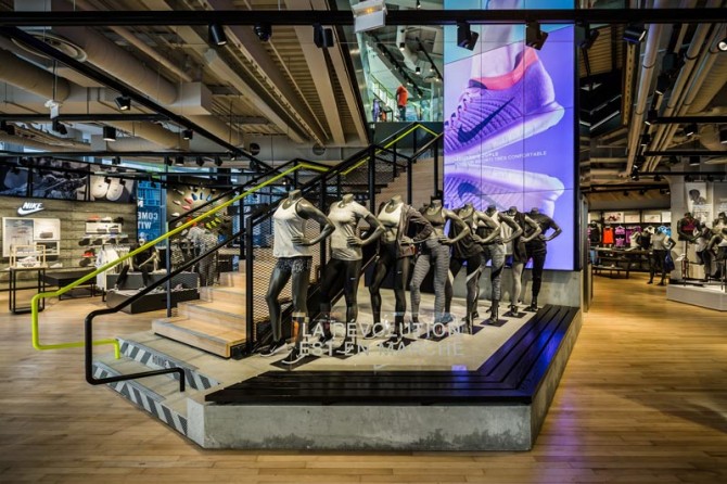 adidas store chatelet