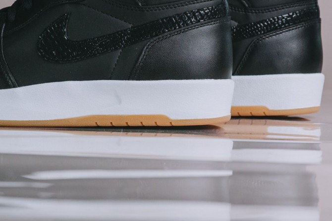 air-jordan-1-the-return-black-gum